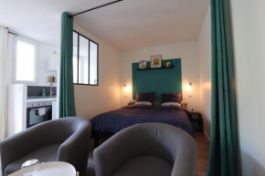 Studio tout confort - Climatisation, parking, wifi